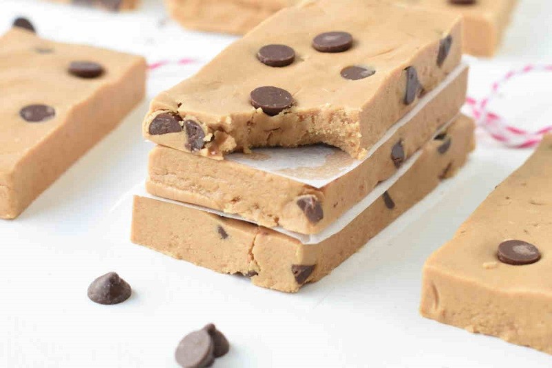 ​Automatic Protein Bar Cutting Machine With Tray Arranging Machine